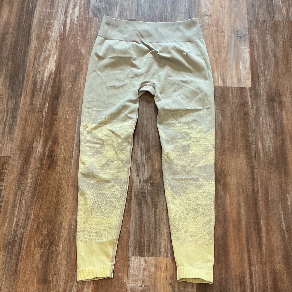 Gymshark Olive and Light Yellow Leggings YOGA